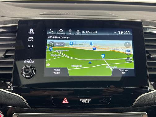 2022 Honda Pilot Touring 8-Passenger