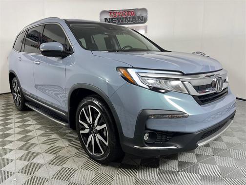 2022 Honda Pilot Touring 8-Passenger