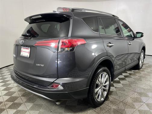 2017 Toyota RAV4 Limited
