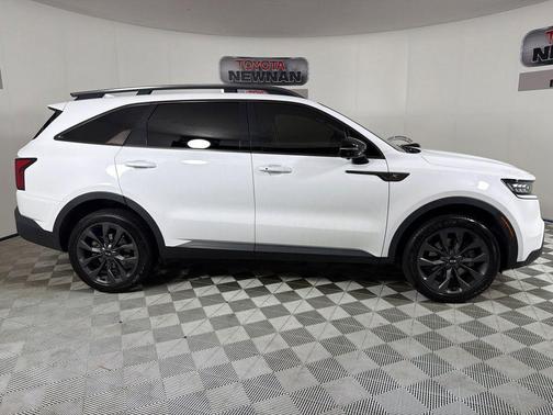 Glacial White Pearl 2021 Kia Sorento SX