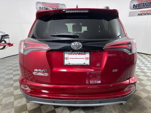 Ruby Flare Pearl 2018 Toyota RAV4 SE