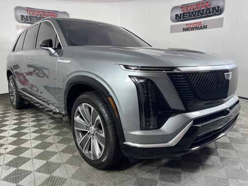 2026 Cadillac VISTIQ Luxury