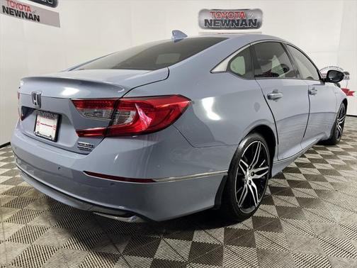 2022 Honda Accord Hybrid Touring