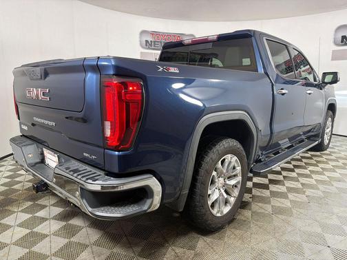 Pacific Blue Metallic 2020 GMC Sierra 1500 SLT