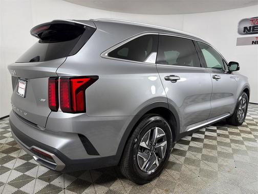 2022 Kia Sorento Hybrid S
