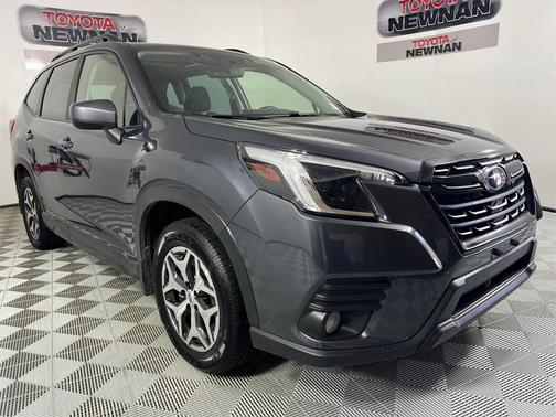 2023 Subaru Forester Premium