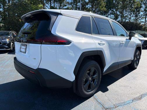 Ice Cap 2026 Toyota RAV4 LE