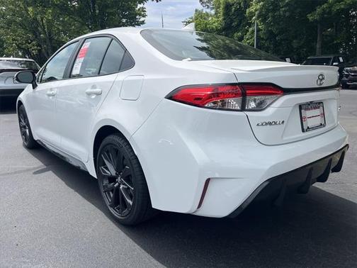 2025 Toyota Corolla SE