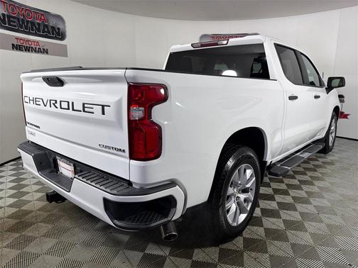2020 Chevrolet Silverado 1500 Custom