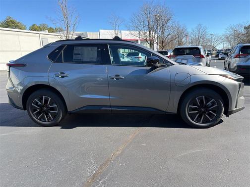 2026 Toyota bZ XLE Plus