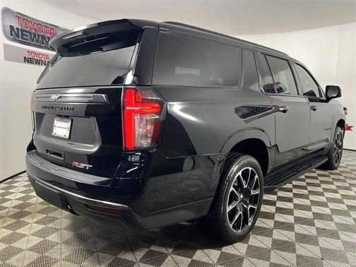 2022 Chevrolet Suburban RST