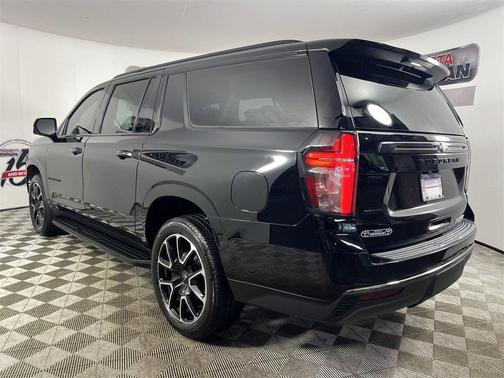 2022 Chevrolet Suburban RST