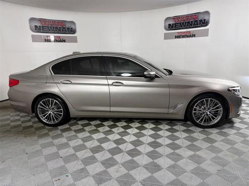 2019 BMW 540 540i