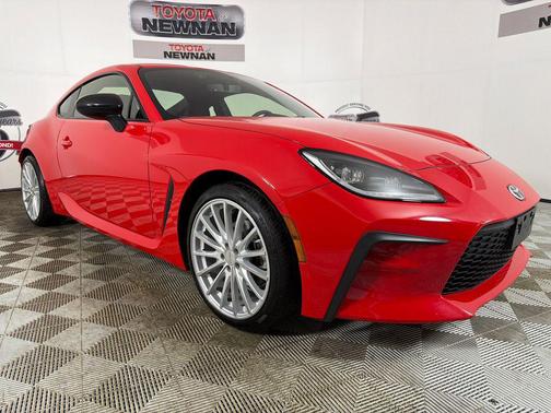 Track bRed 2023 Toyota GR86 Premium