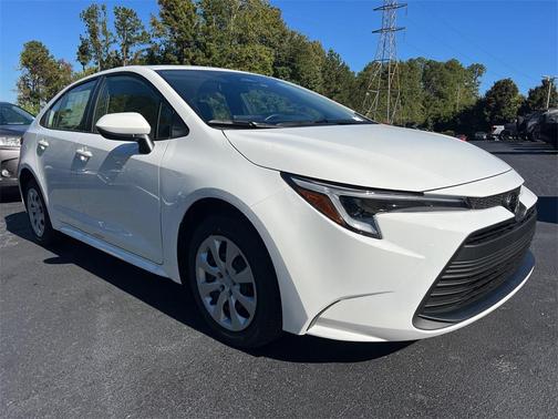 2026 Toyota Corolla Hybrid LE