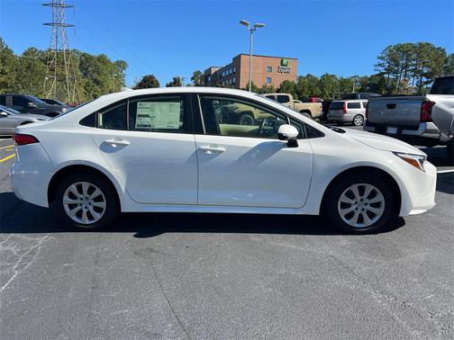 2026 Toyota Corolla Hybrid LE