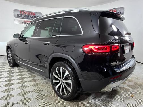 2021 Mercedes-Benz GLB 250 Base