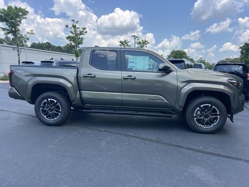 2025 Toyota Tacoma TRD Sport