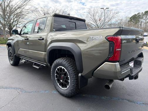 2026 Toyota Tacoma Hybrid TRD Off Road
