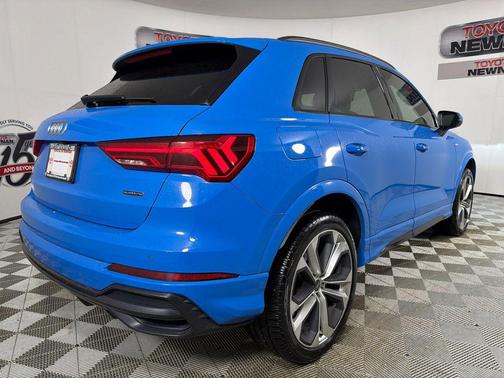2022 Audi Q3 45 S line Premium Plus