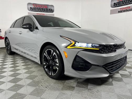 2022 Kia K5 GT-Line