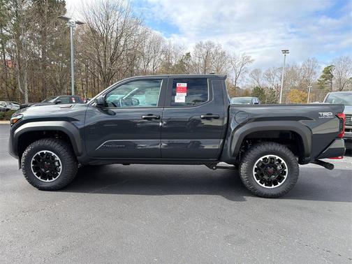 2026 Toyota Tacoma Hybrid TRD Off Road