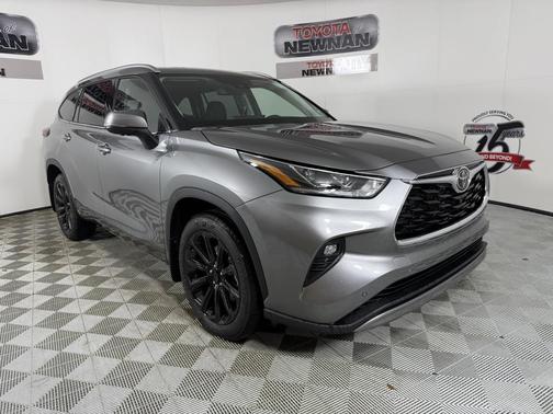 2025 Toyota Highlander Platinum