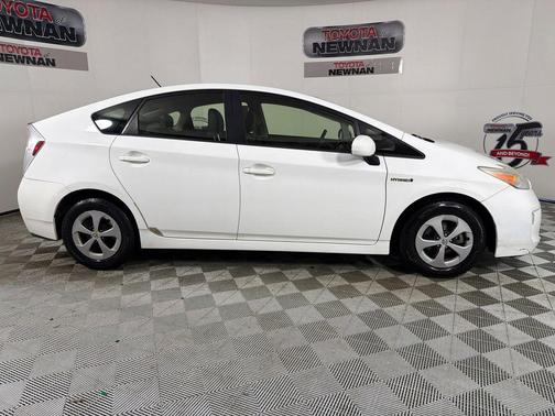 2013 Toyota Prius Two