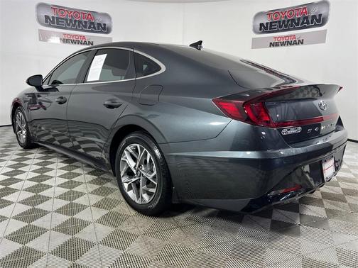 2022 Hyundai SONATA SEL