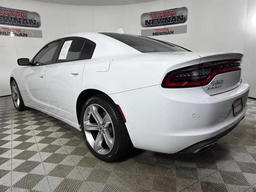 2018 Dodge Charger SXT Plus