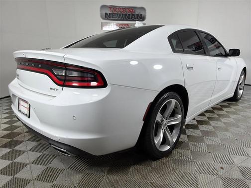 2018 Dodge Charger SXT Plus