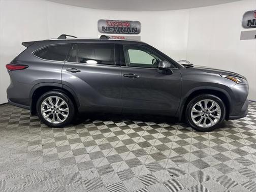 2023 Toyota Highlander Hybrid Limited