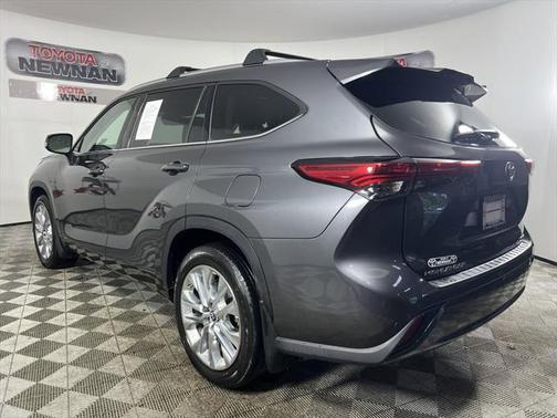 2023 Toyota Highlander Hybrid Limited