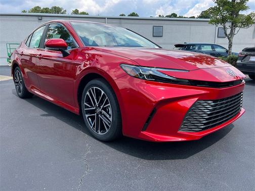 2025 Toyota Camry XLE