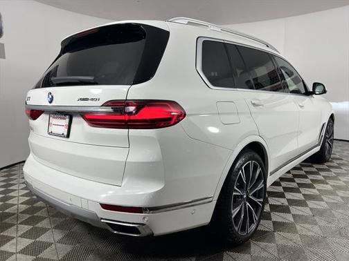 2022 BMW X7 xDrive40i