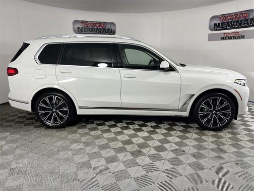 2022 BMW X7 xDrive40i