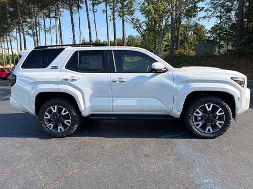 Wind Chill Pearl 2026 Toyota 4Runner TRD Sport Premium
