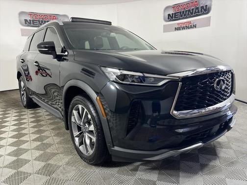 2022 INFINITI QX60 Luxe