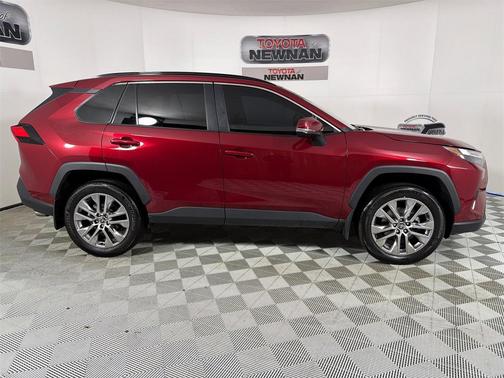 2024 Toyota RAV4 XLE Premium