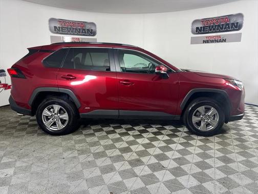 2024 Toyota RAV4 Hybrid LE