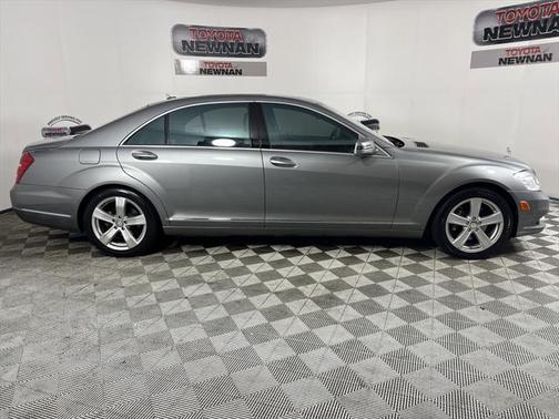 2011 Mercedes-Benz S-Class S 550