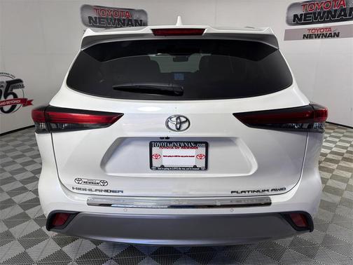 2021 Toyota Highlander Platinum