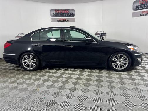 2012 Hyundai Genesis 3.8