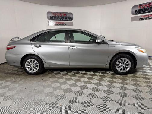 Celestial Silver Metallic 2017 Toyota Camry Hybrid LE