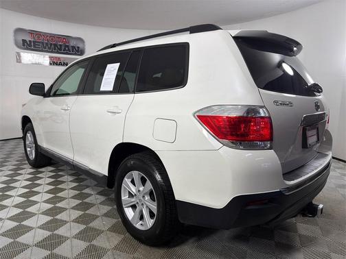 2013 Toyota Highlander SE