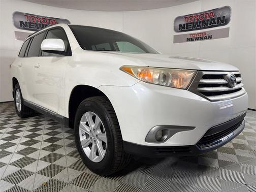 2013 Toyota Highlander SE