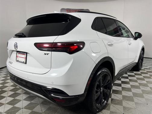 2023 Buick Envision Essence FWD