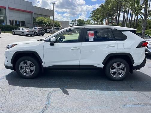 2025 Toyota RAV4 Hybrid LE