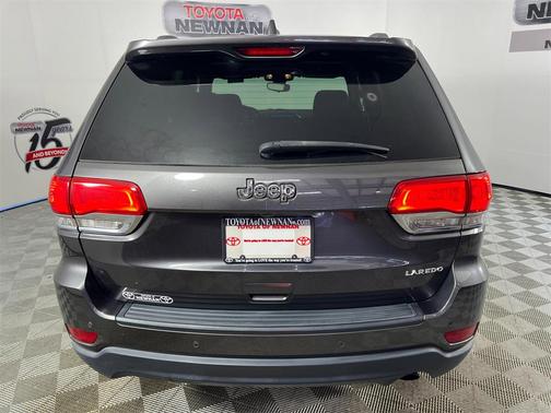 2017 Jeep Grand Cherokee Laredo
