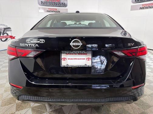 Super Black 2024 Nissan Sentra SV